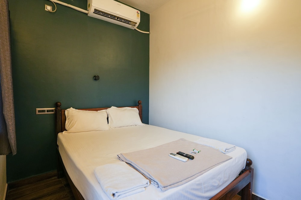 Standard Double Room - Photo 2