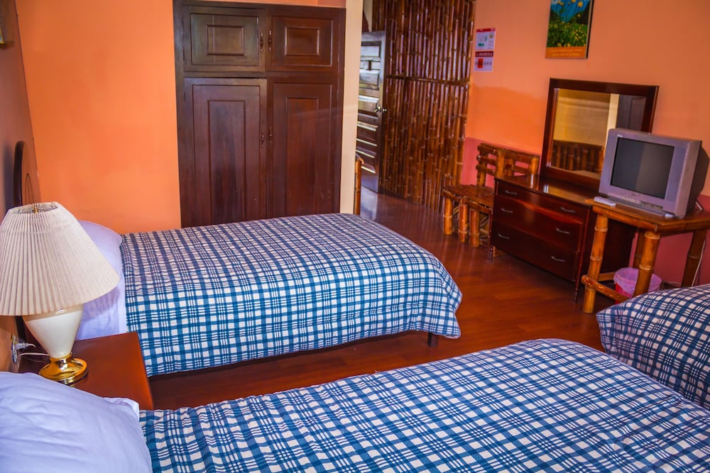 Basic Double Room, 3 Bedrooms