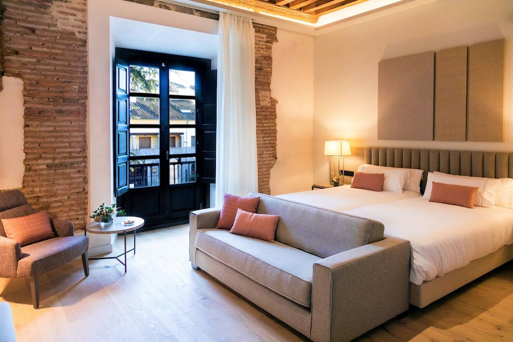 Premium Room - Photo 1