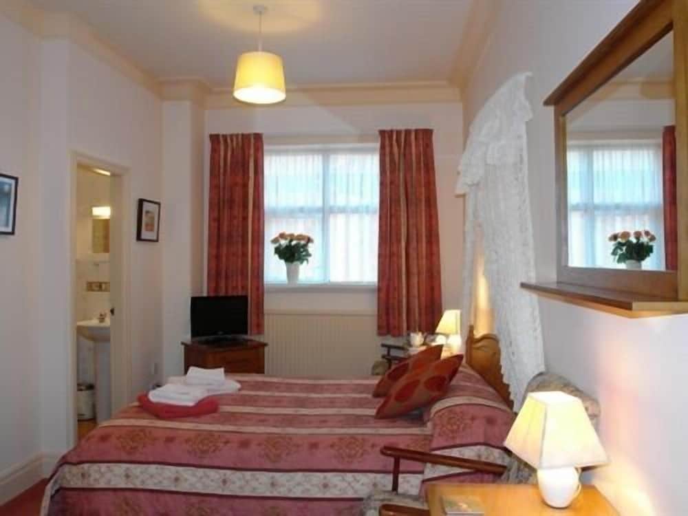 Double Room, Ensuite - Photo 6