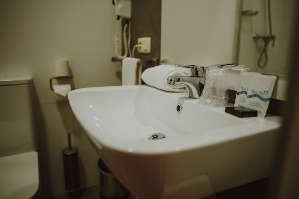 Double Room, 1 Double Bed, Ground Floor - Photo 7