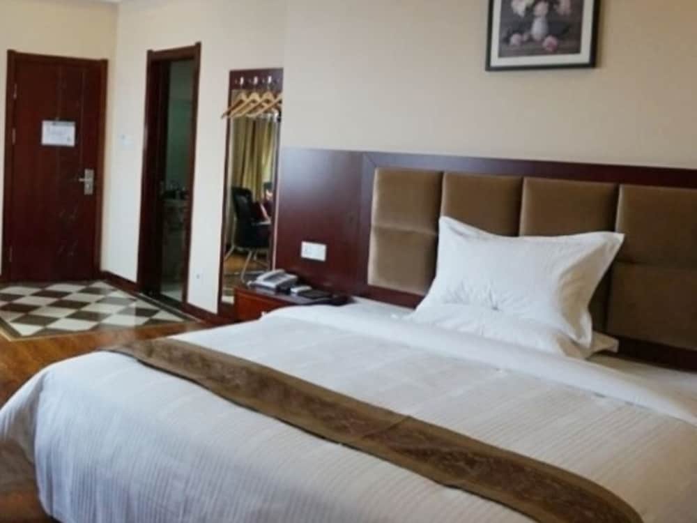 Deluxe Double Room photo 3