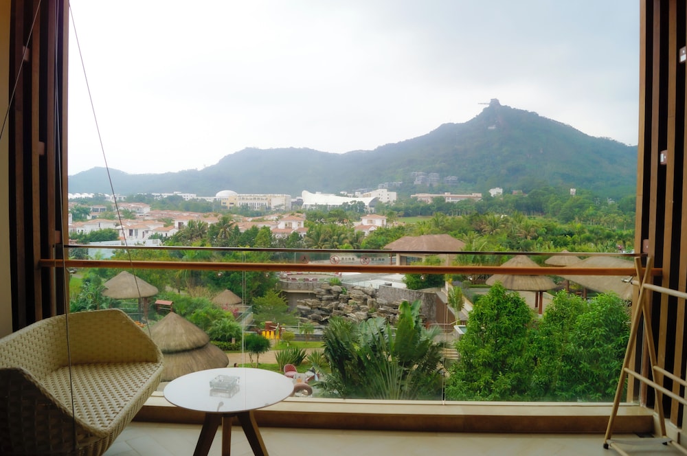 Premium Room, 1 King Bed (BaiShiLing Mountain View)