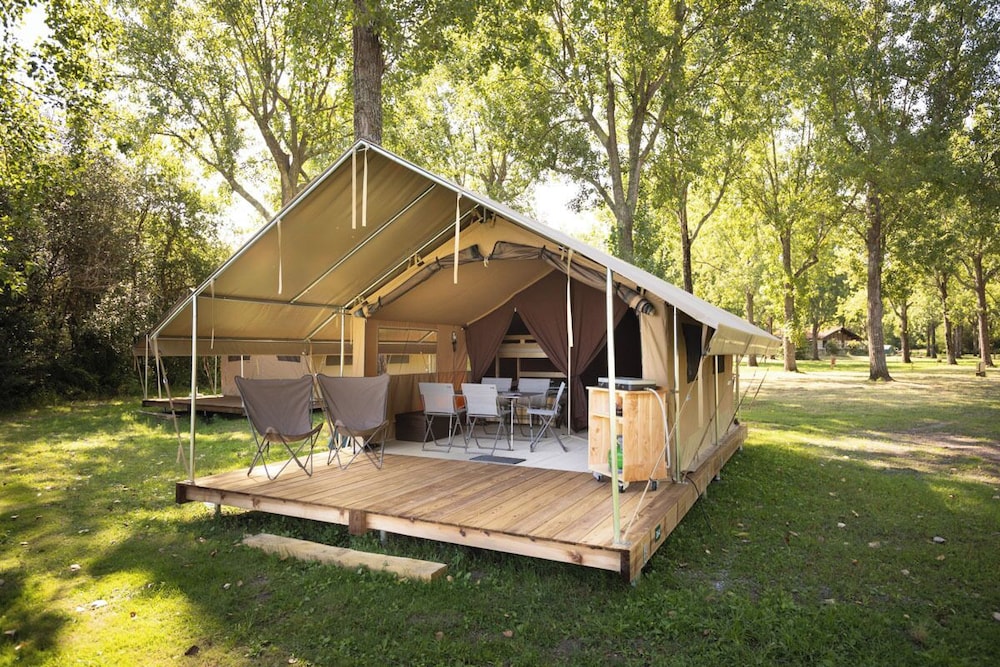 Tent photo 1