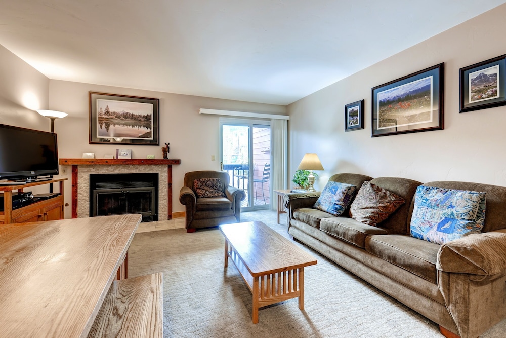 Mountainside, 2 Bedroom - E259 photo 2
