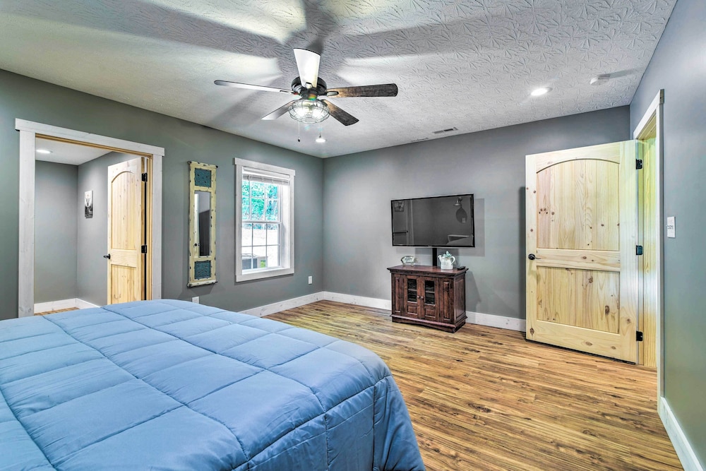 House (2 Bedrooms) photo 2