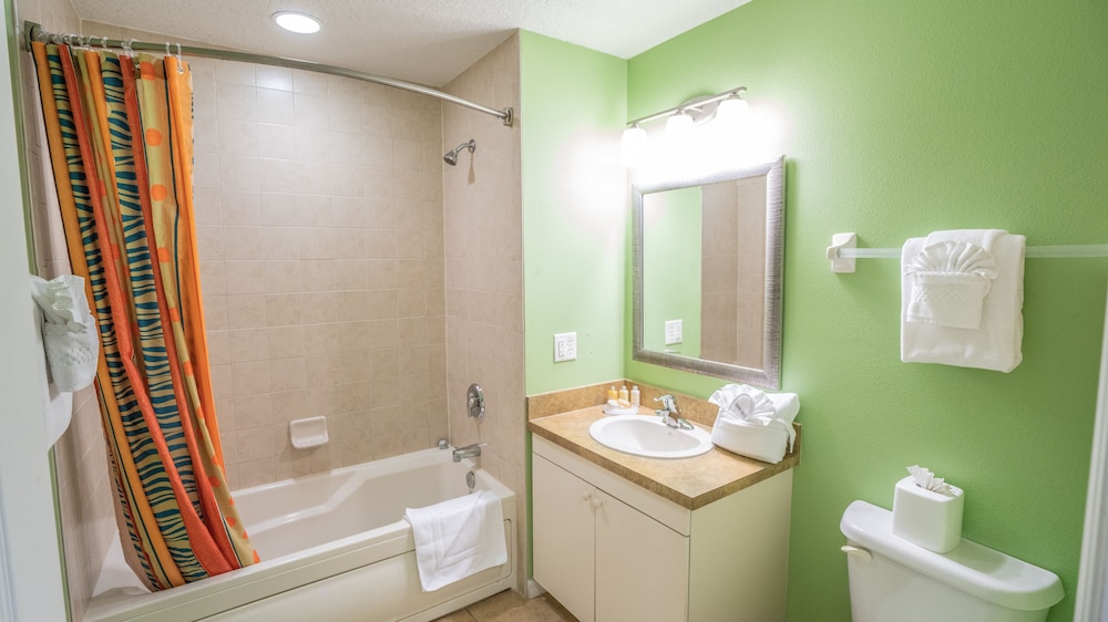 Standard Suite, 2 Bedrooms, Non Smoking, Kitchen - Photo 10