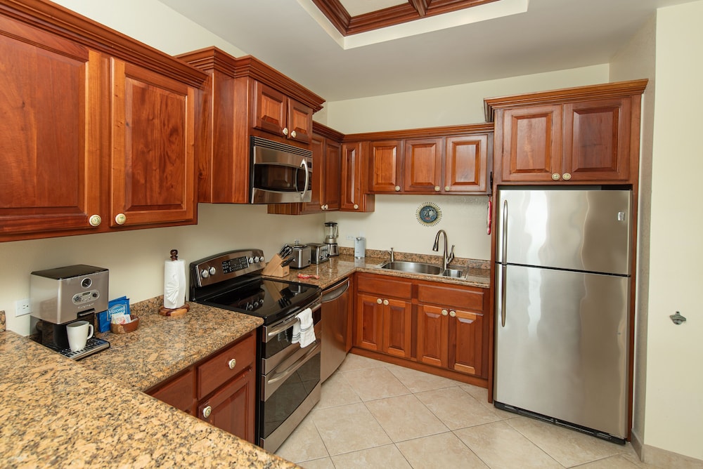 Deluxe Condo, 1 Bedroom, Ocean View photo 2