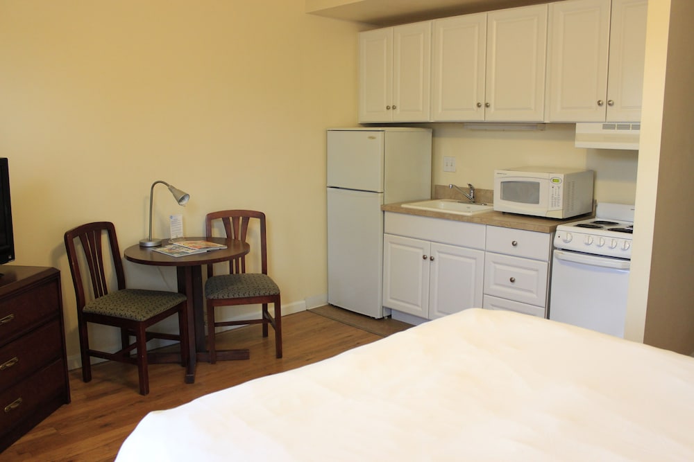 Studio, 1 Queen Bed, Non Smoking