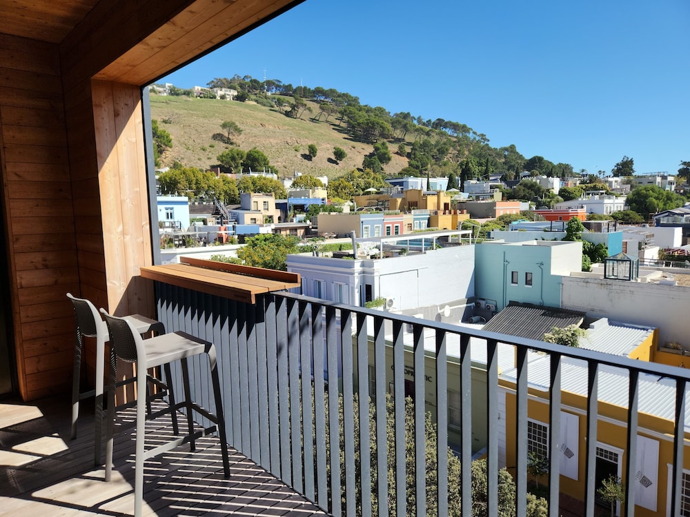Exclusive Apartment, 2 Bedroom, Private parking, City Views(11 Dixon Street, Apt405 2night min stay)