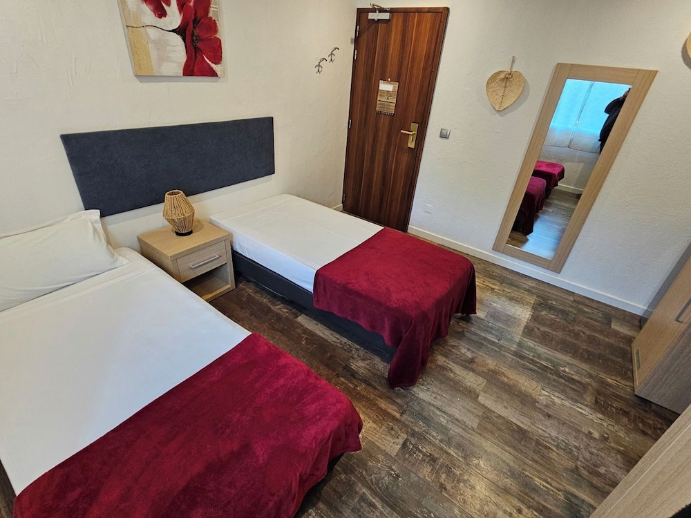 Comfort Twin Room