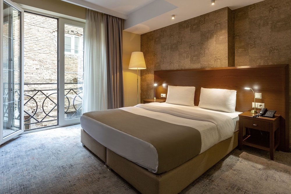 Basic Double Room