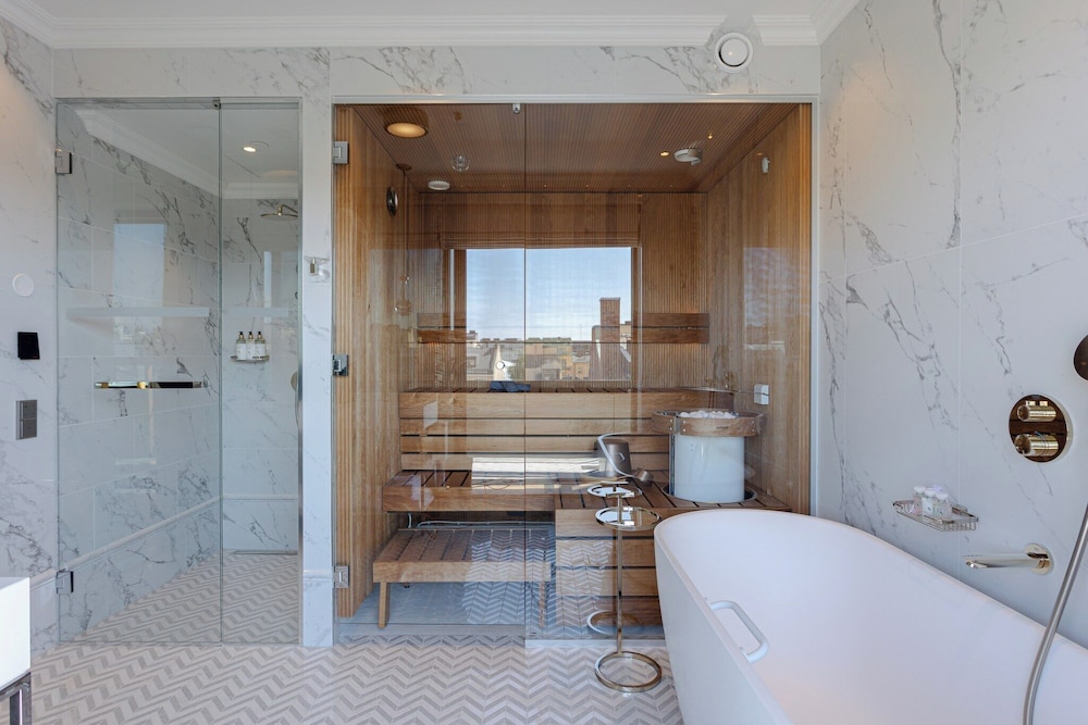 Suite (Penthouse) - Photo 6