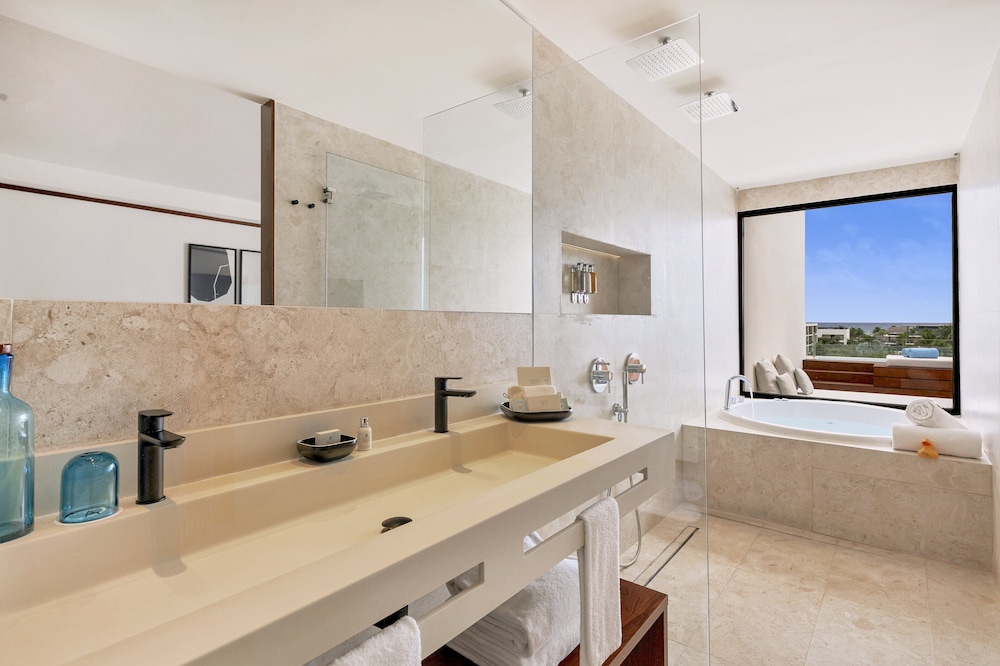 Fuego Suite Ocean View - Photo 2
