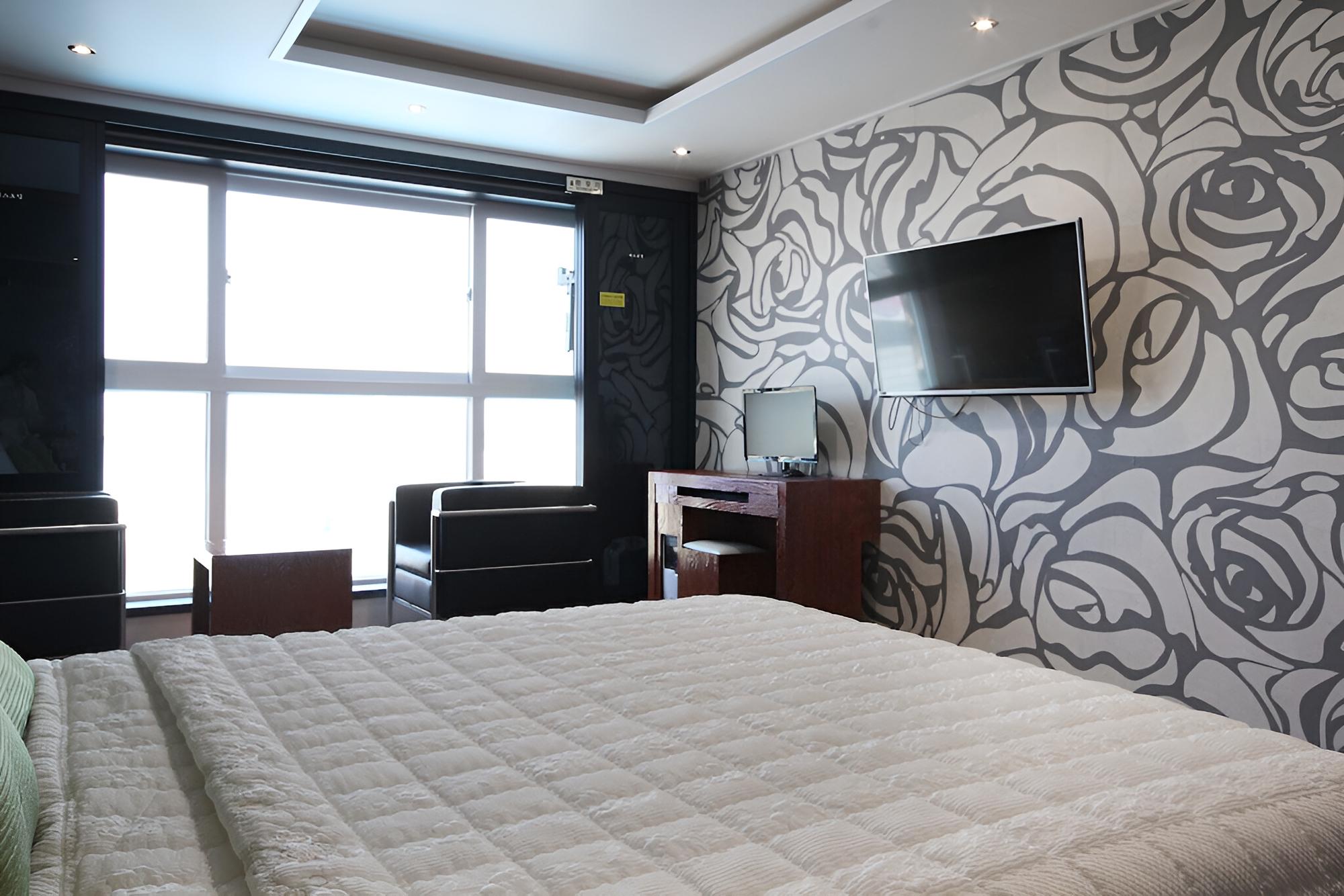 Room (Semi-Special Room) - Photo 10