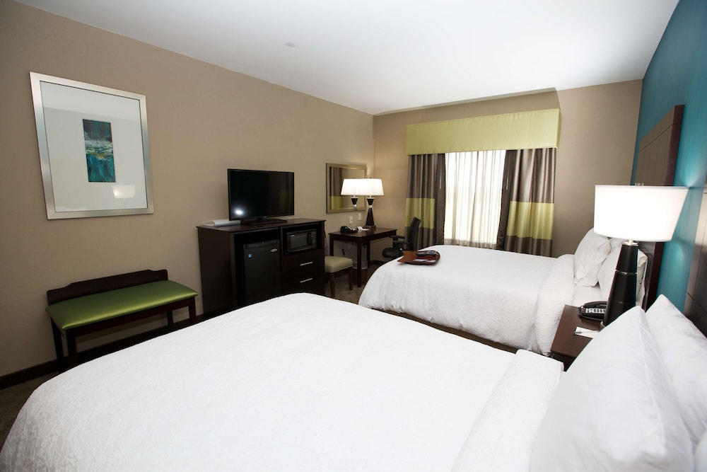 Room, 2 Queen Beds, Accessible, Non Smoking photo 3