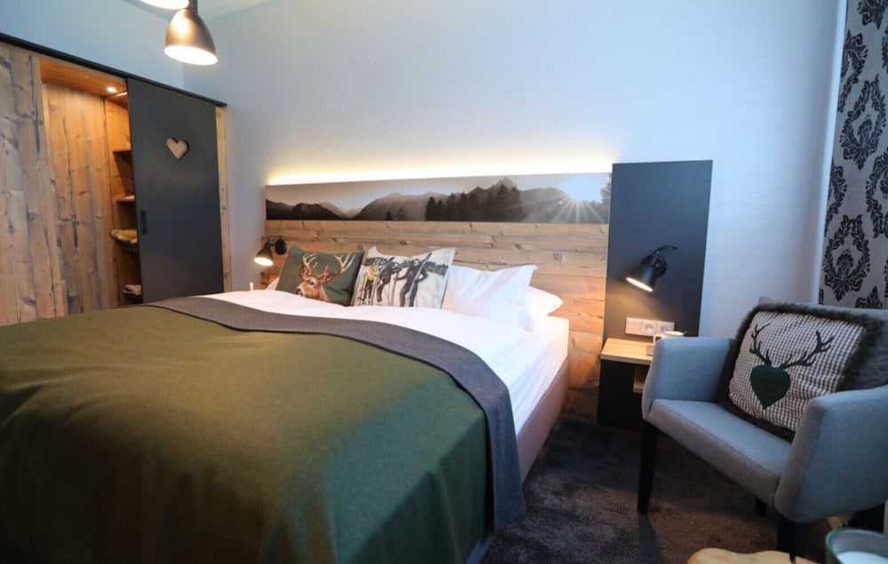 Double Room - Photo 2