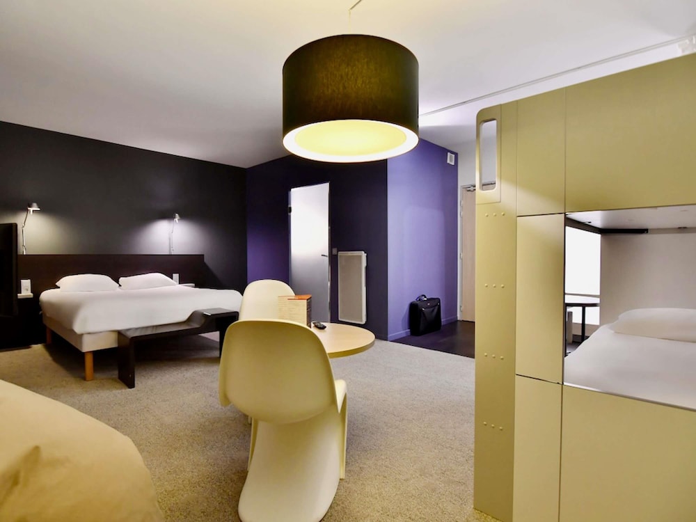 Junior Suite, Multiple Beds photo 3
