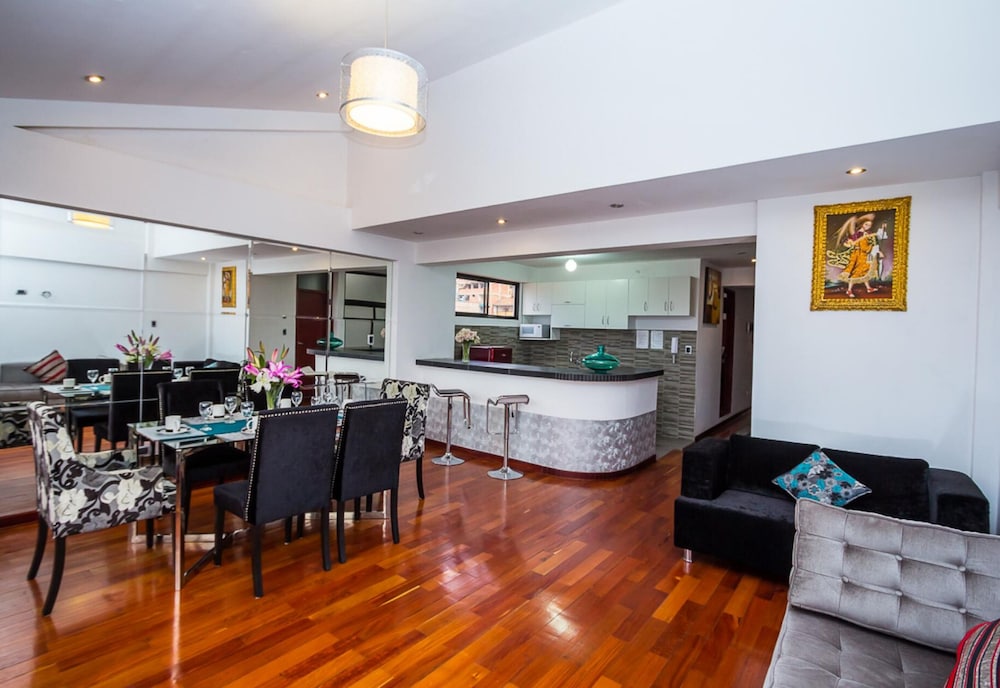 Deluxe Apartment, 4 Bedrooms, Terrace photo 1