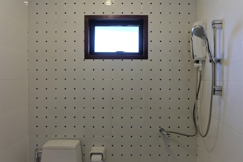 Standard Room - Photo 18