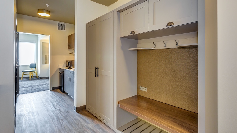 Suite, 1 King Bed, Accessible Bathtub (Communications) at Holiday Inn & Suites Bellingham by IHG in Bellingham
