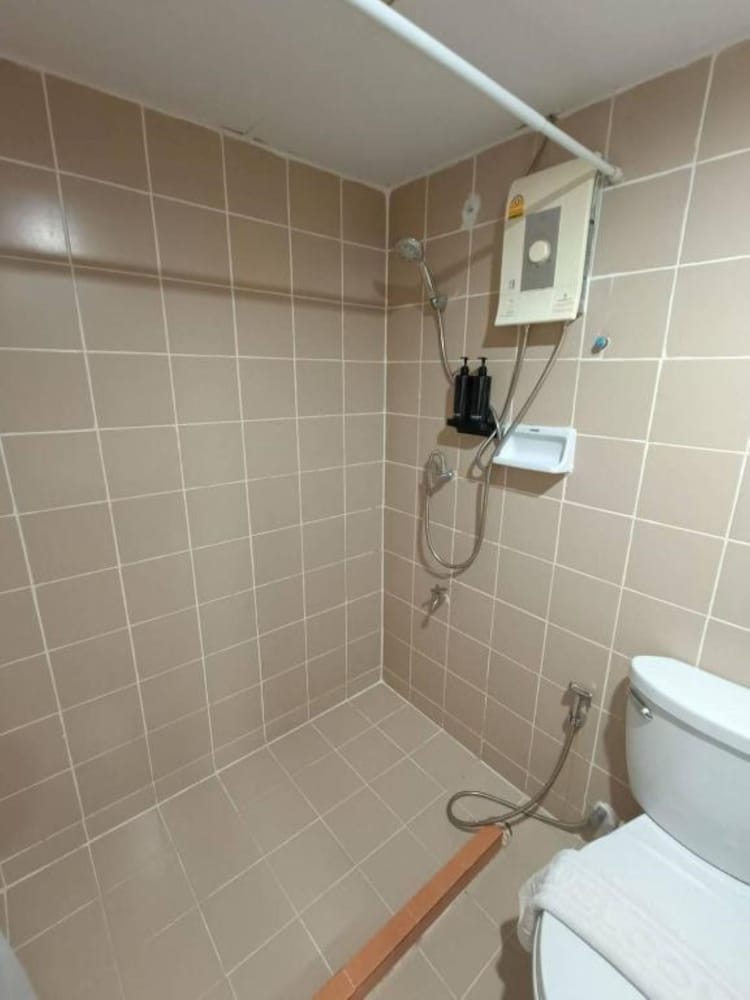 Standard Twin Room photo 3