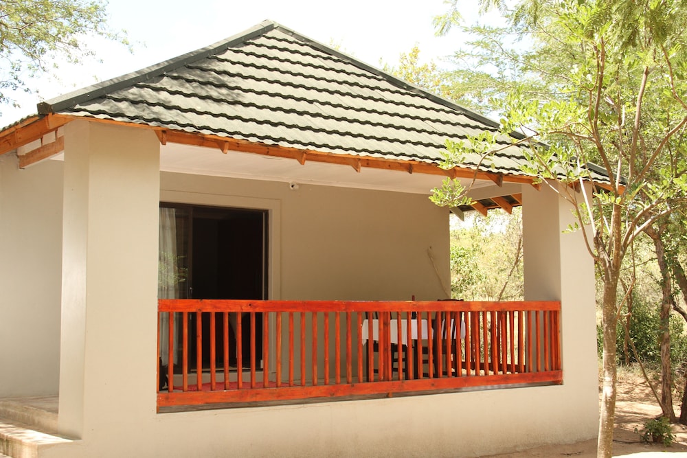 Deluxe Cottage, 1 Bedroom, Pool View, Poolside photo 3