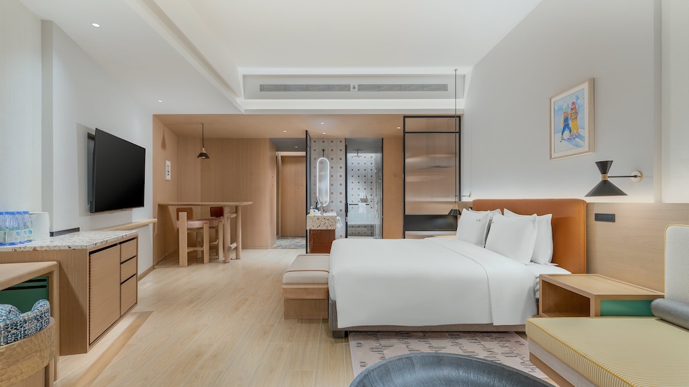 Premium Room, 1 King Bed