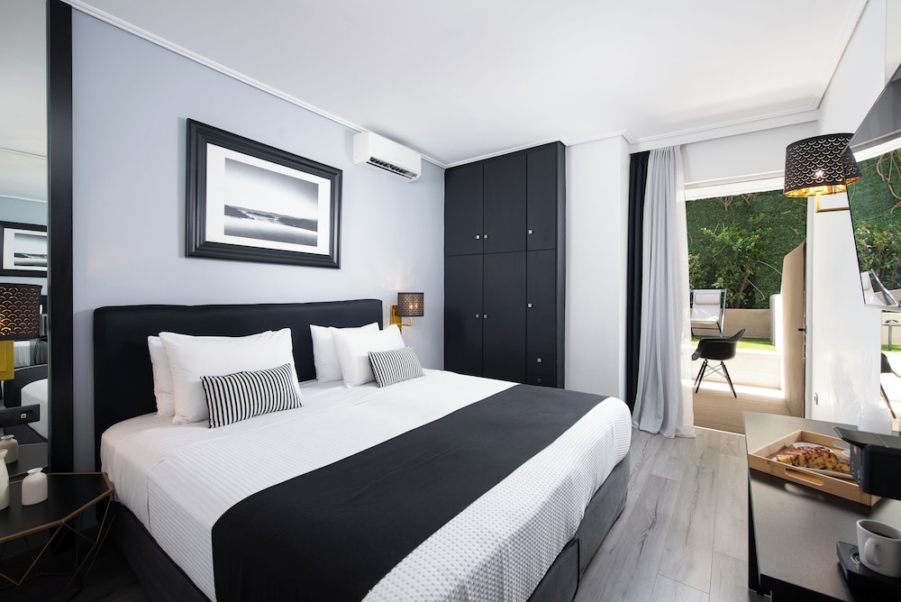 Basic Double or Twin Room, Ground Floor