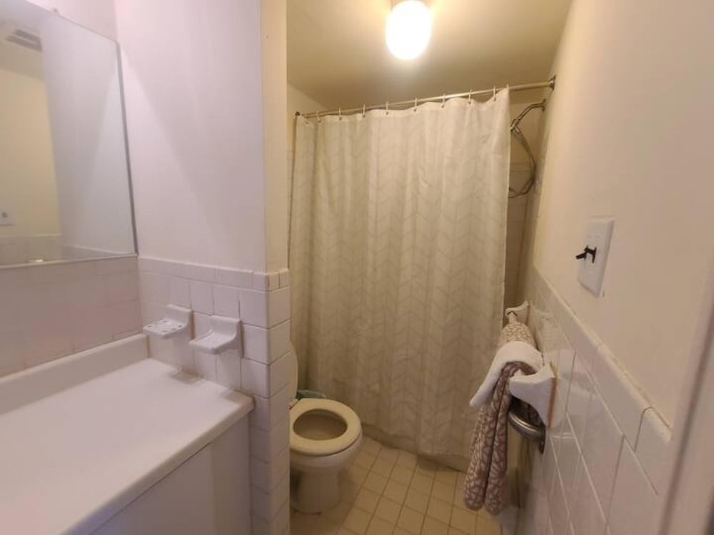 2BR 2B Clean Spacious Great Location, Photo 21