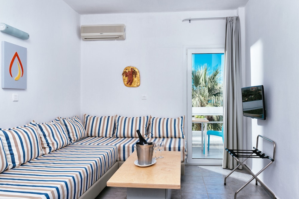 Family Room, Sea View