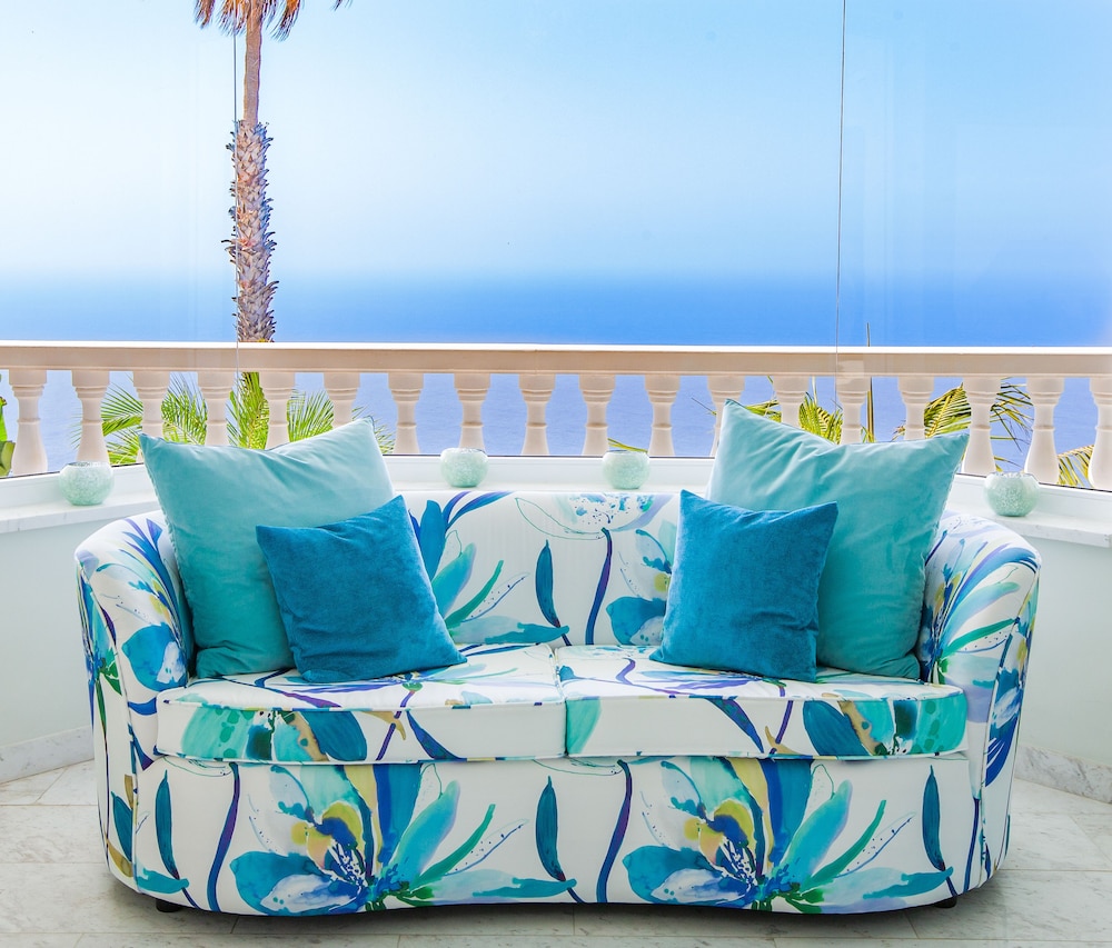 Grand Villa, 3 Bedrooms photo 2