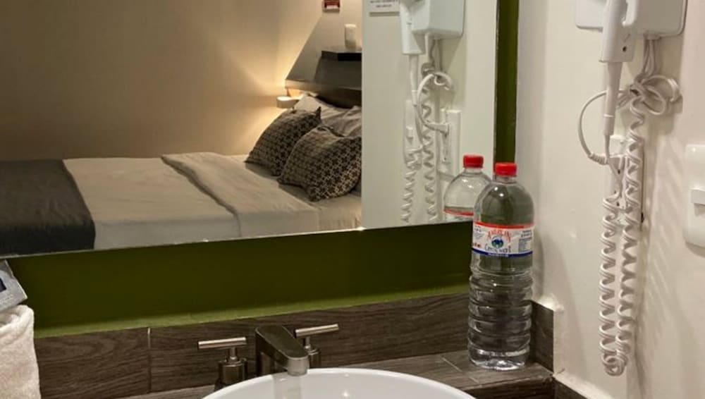 Standard Room photo 2