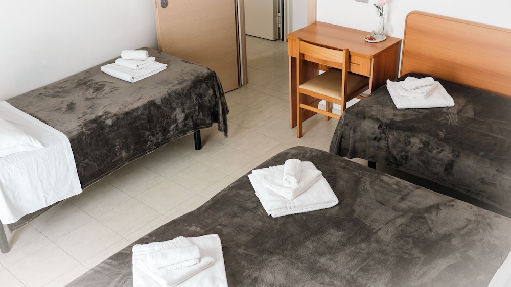 Comfort Quadruple Room