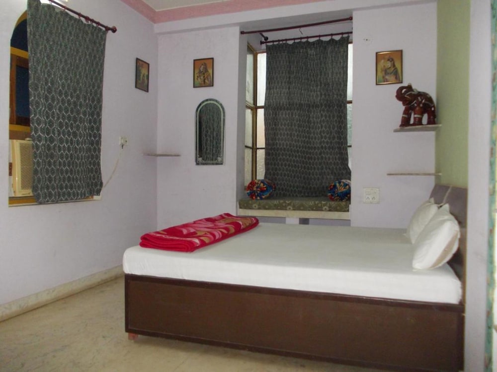 Standard Double Room, City View photo 2