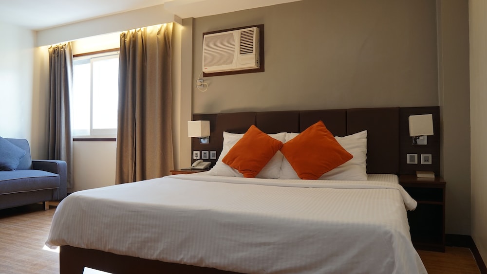 Executive Suite photo 2