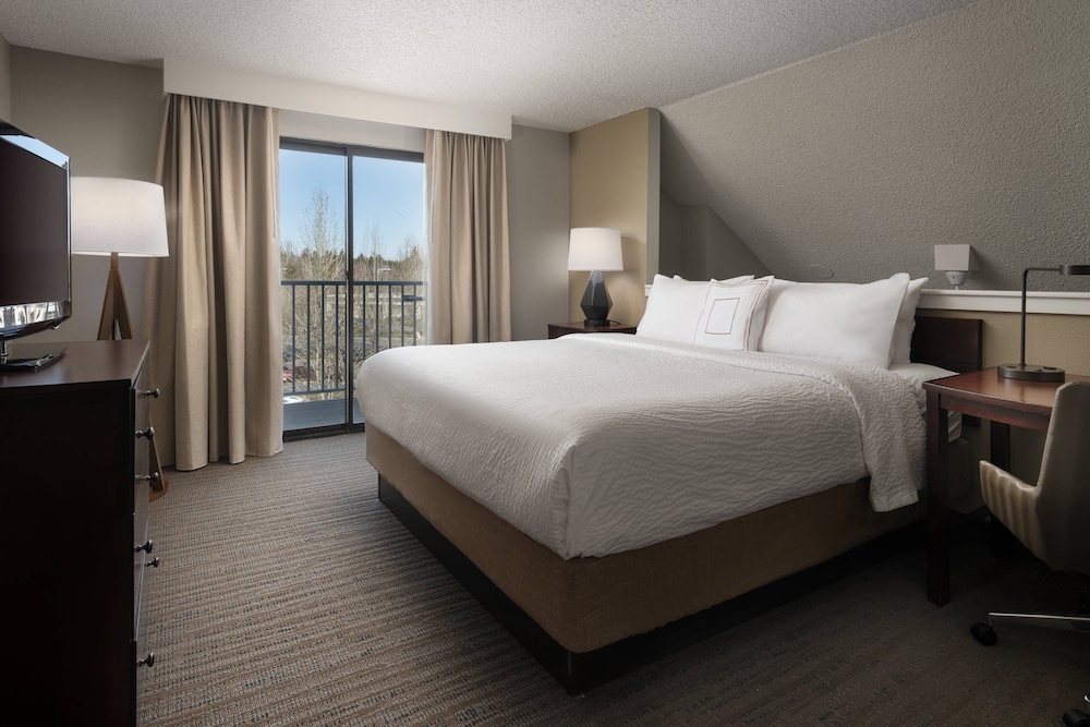 Suite, 2 Bedrooms photo 3