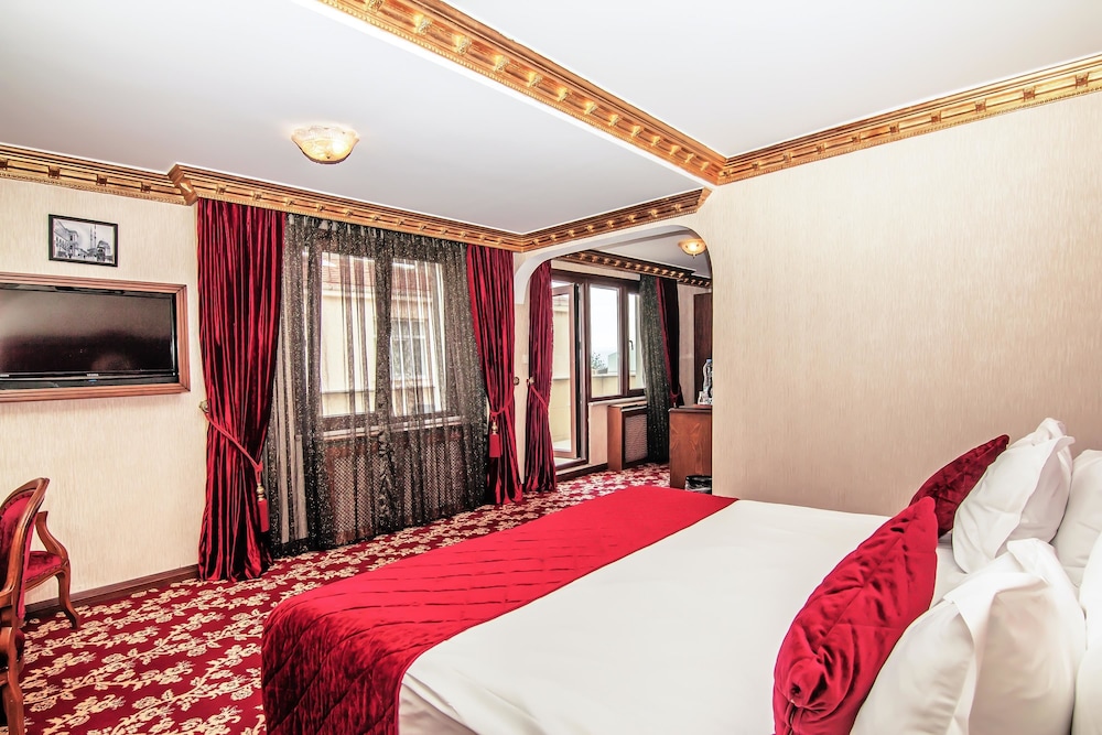 Deluxe Room, Balcony photo 1