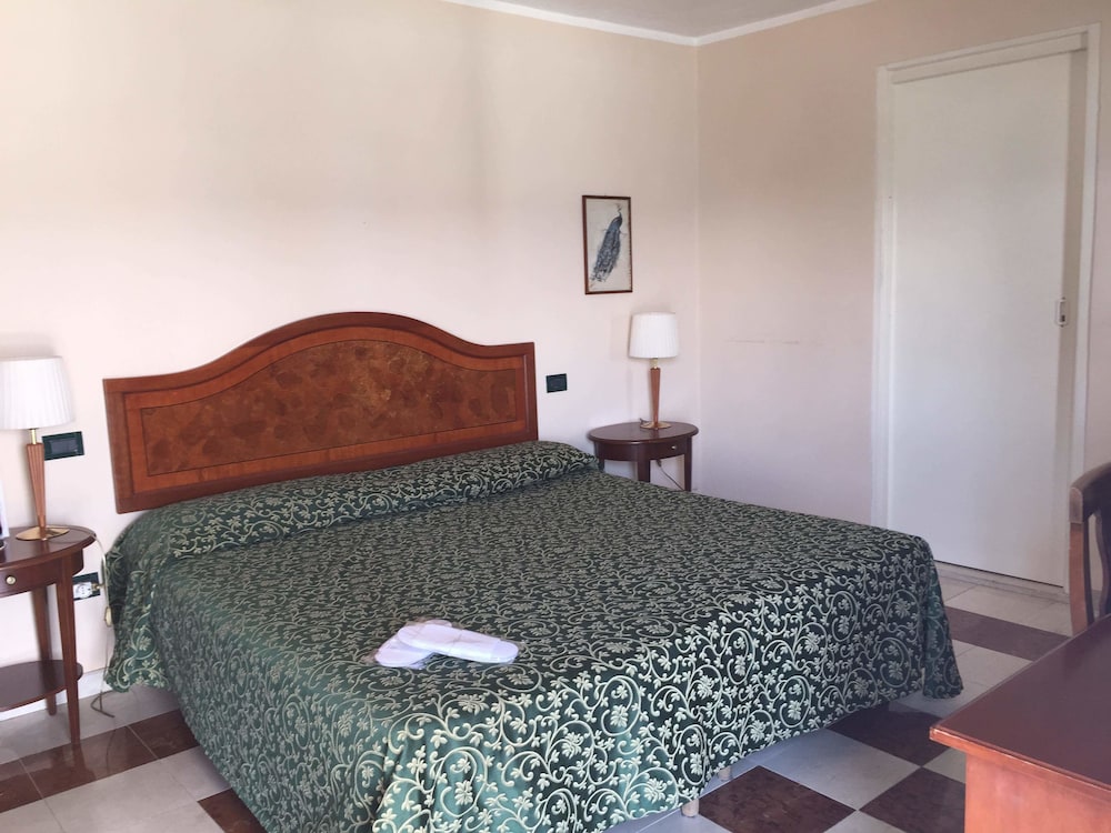 Double Room, Lake View, Annex Building