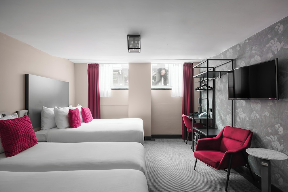 Economy Quadruple Room photo 1