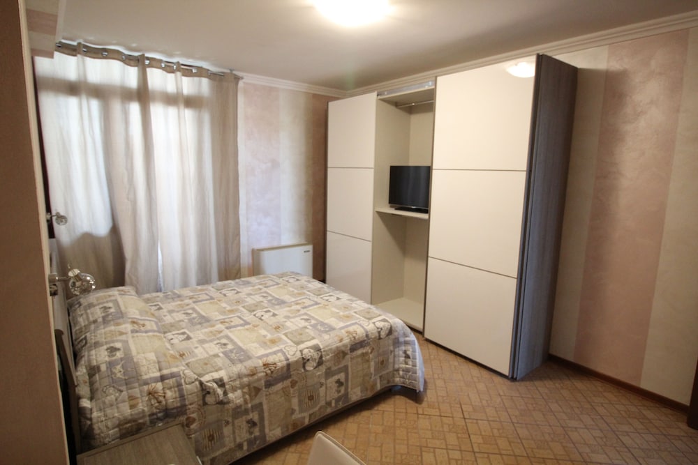 Apartment, 1 Bedroom - Photo 4