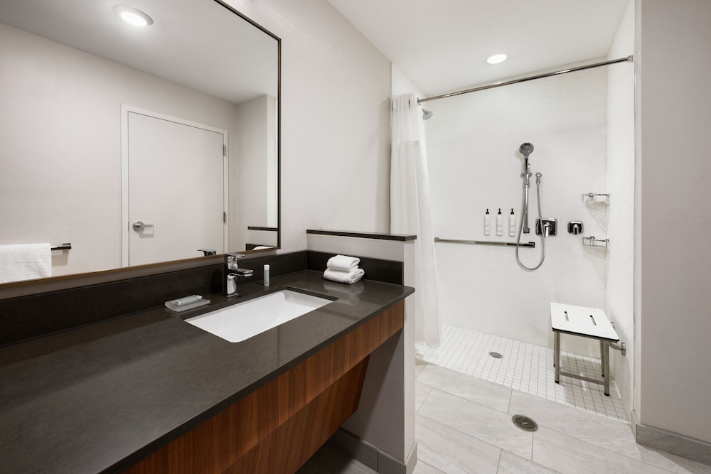 Available room