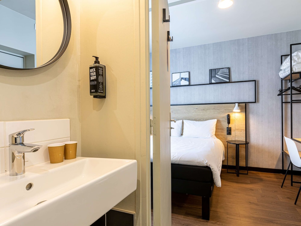 Standard Double Room, 1 Double Bed - Photo 2