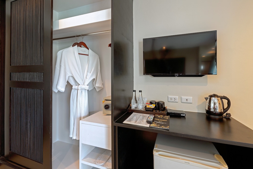 Deluxe Room - Photo 2