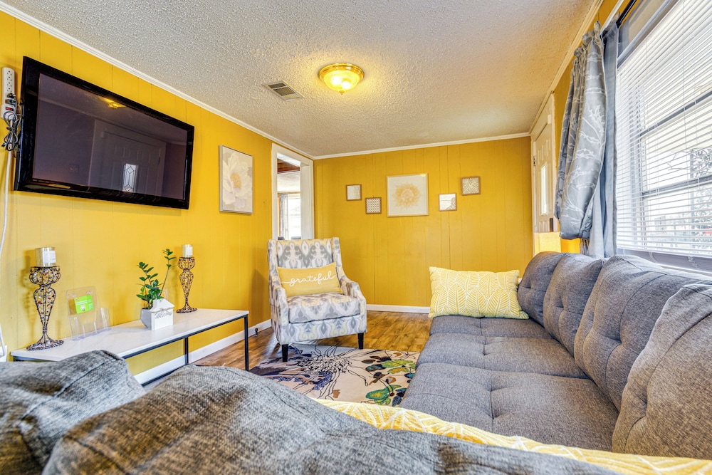 House (2 Bedrooms) photo 1