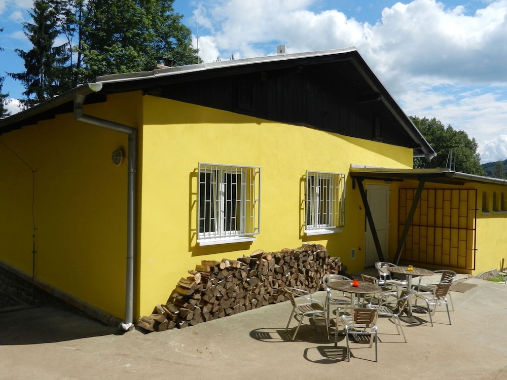 Classic House, 4 Bedrooms photo 2