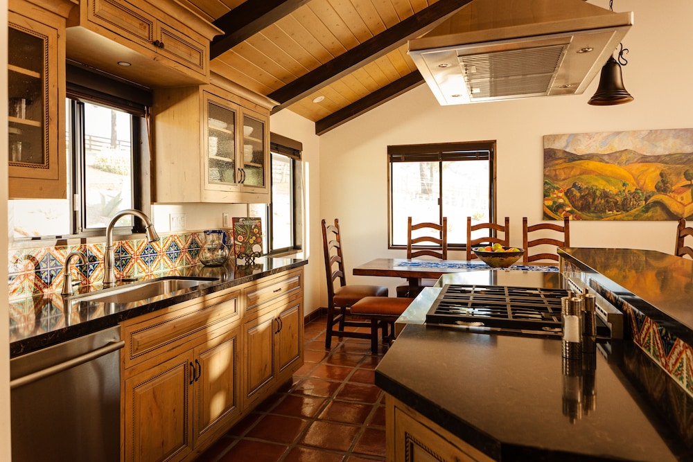Premier House, Multiple Beds (Hacienda) photo 3