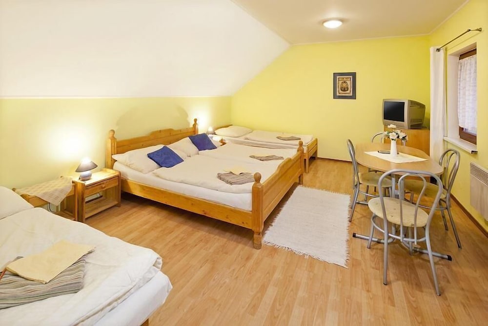 Family Apartment photo 1