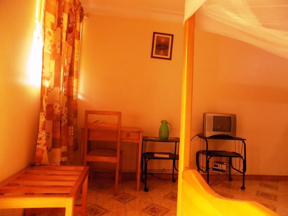 Single Room photo 3
