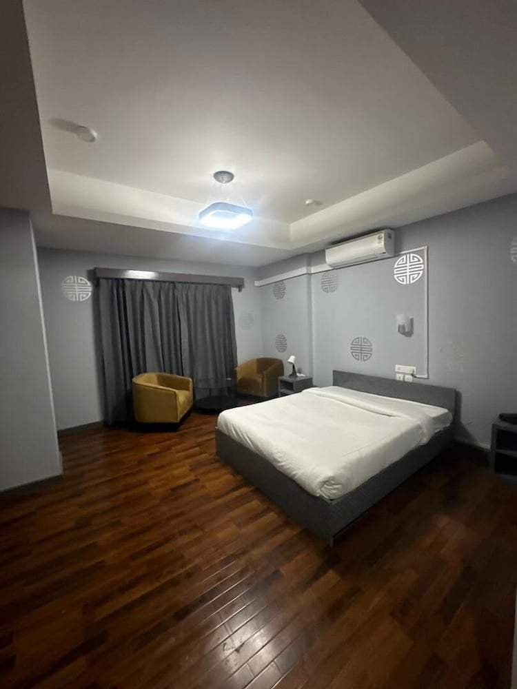 Deluxe Double Room, Hill View photo 1